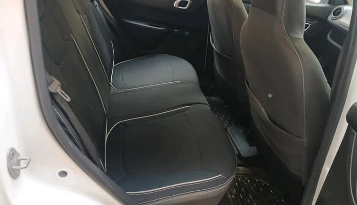 2018 Renault Kwid RXT 0.8 (O), Petrol, Manual, 75,818 km, interior
