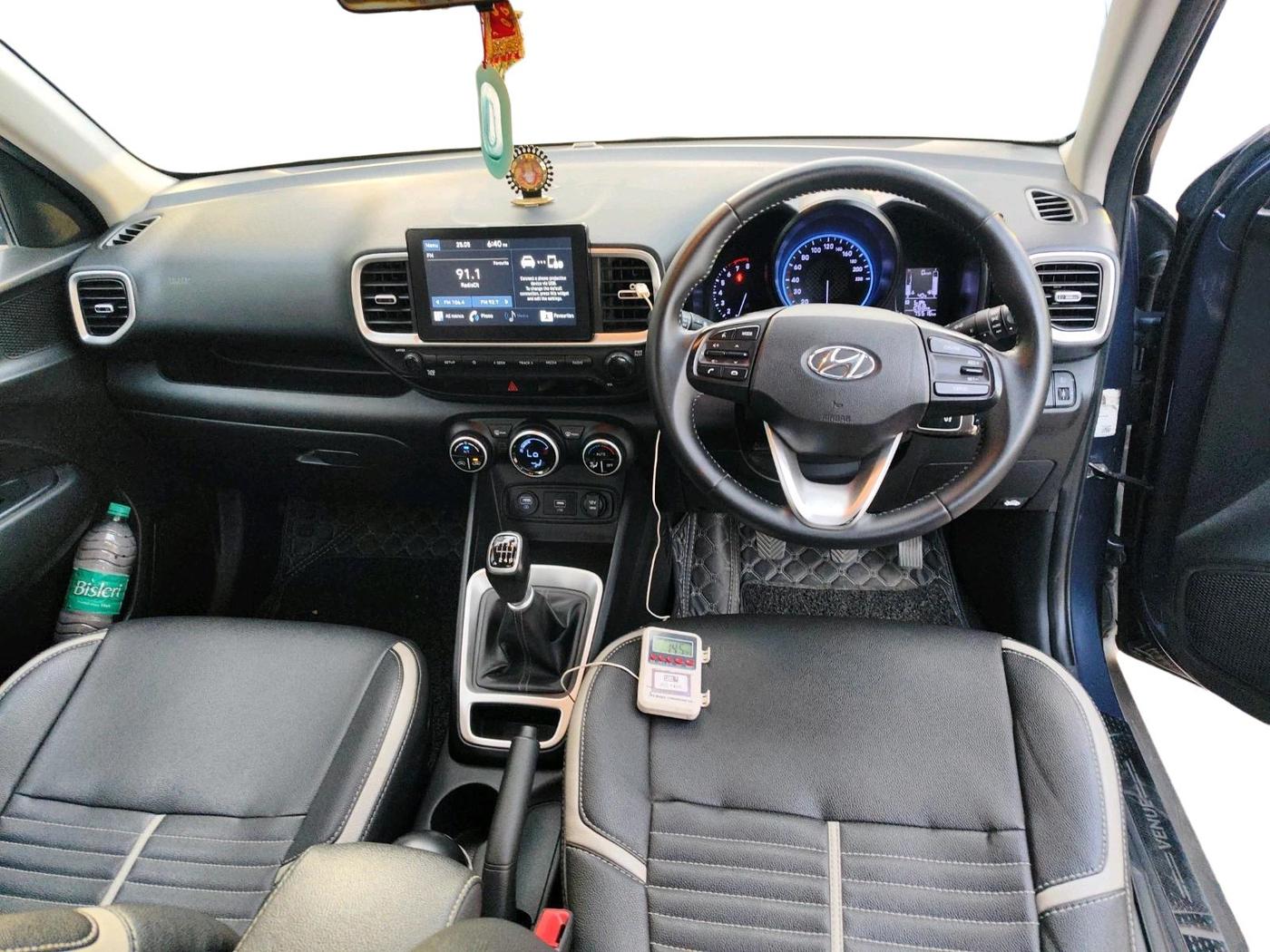 2019 Hyundai VENUE SX 1.0 TURBO, Petrol, Manual, 75,518 km, interior