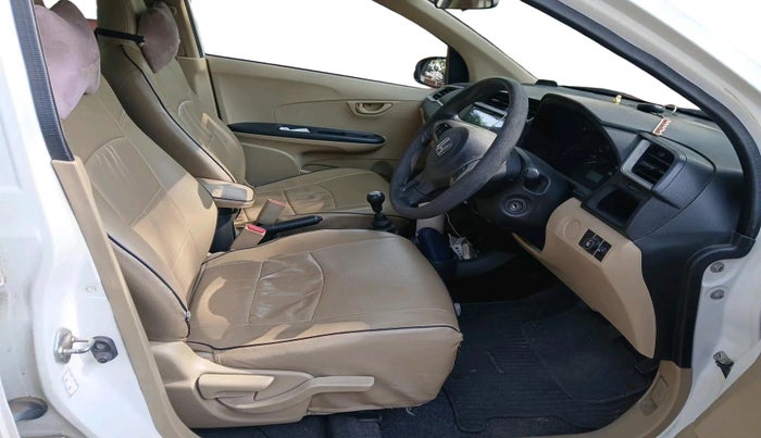 2017 Honda Amaze 1.2L I-VTEC S, CNG, Manual, 1,86,164 km, interior