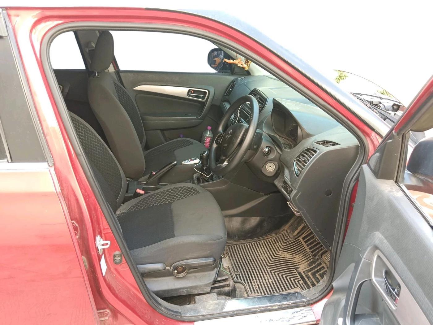 2017 Maruti Vitara Brezza ZDI, Diesel, Manual, 1,41,208 km, interior
