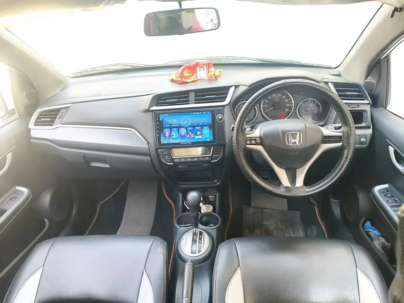 2016 Honda BR-V 1.5L I-VTEC V CVT, CNG, Automatic, 97,615 km, interior