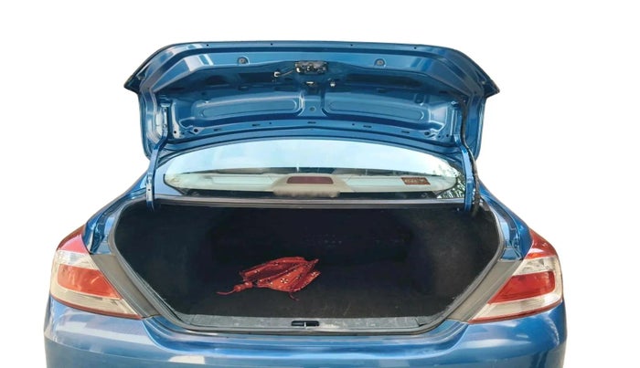 2013 Renault Scala RXE DIESEL, Diesel, Manual, 58,252 km, exterior