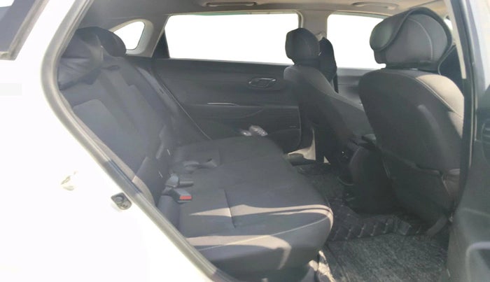 2022 Hyundai NEW I20 ASTA (O) 1.2 MT, Petrol, Manual, 45,516 km, interior