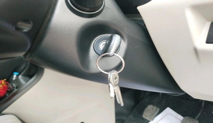 2025 Maruti New Wagon-R VXI 1.0, Petrol, Manual, 5,601 km, interior