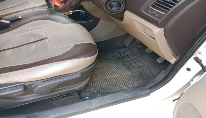 2009 Hyundai i20 ASTA (O) 1.2, Petrol, Manual, 1,06,998 km, interior