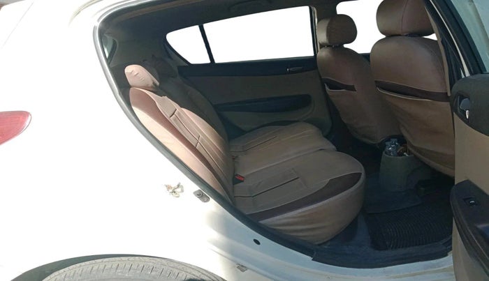 2009 Hyundai i20 ASTA (O) 1.2, Petrol, Manual, 1,06,998 km, interior