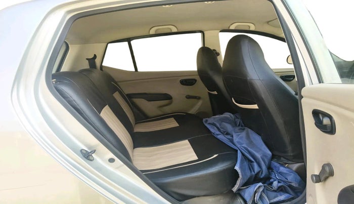 2013 Hyundai i10 ERA 1.1, Petrol, Manual, 46,669 km, interior