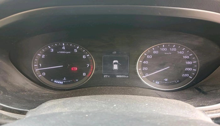 2019 Hyundai i20 Active 1.2 SX, Petrol, Manual, 71,000 km, interior