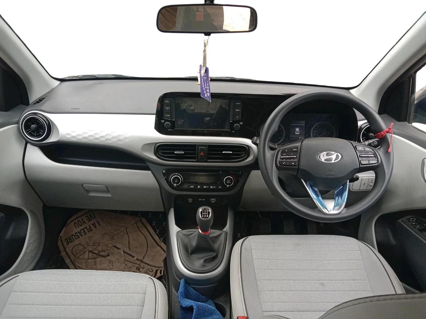 2025 Hyundai GRAND I10 NIOS SPORTZ 1.2 KAPPA VTVT, Petrol, Manual, 1,914 km, interior