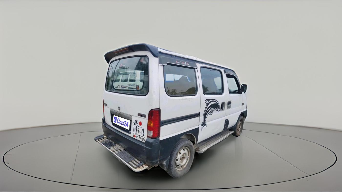 2015 Maruti Eeco 7 STR, CNG, Manual, 1,44,241 km, exterior