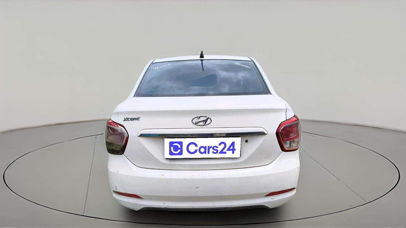 2014 Hyundai Xcent BASE 1.1, Diesel, Manual, 1,29,893 km, exterior