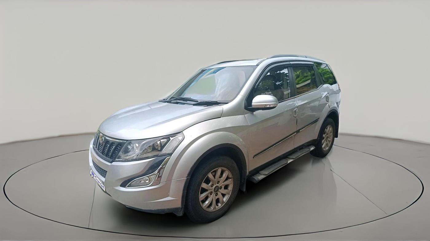 2016 Mahindra XUV500 W10, Diesel, Manual, 78,340 km, exterior
