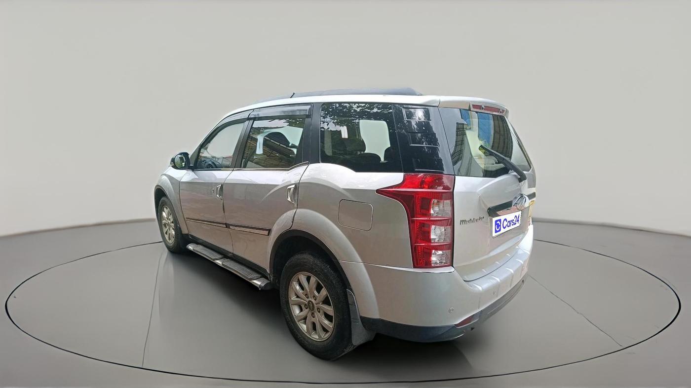 2016 Mahindra XUV500 W10, Diesel, Manual, 78,340 km, exterior