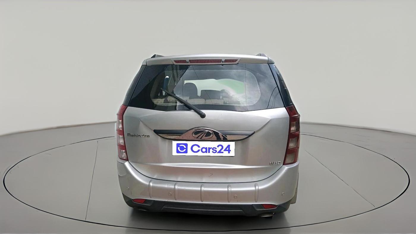 2016 Mahindra XUV500 W10, Diesel, Manual, 78,340 km, exterior