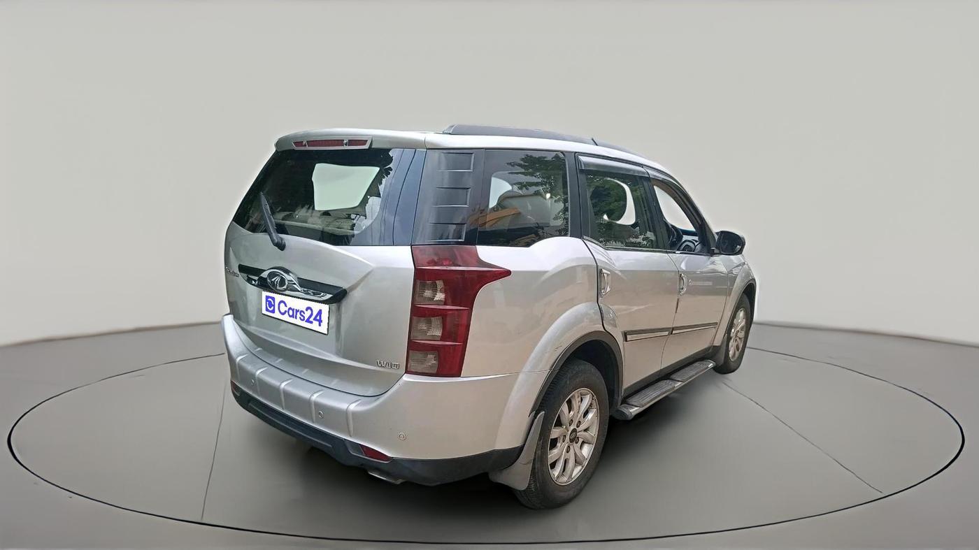 2016 Mahindra XUV500 W10, Diesel, Manual, 78,340 km, exterior