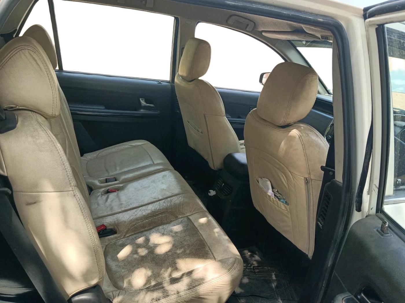 2018 Tata Hexa XE 4X2 6 STR, Diesel, Manual, 1,81,745 km, interior