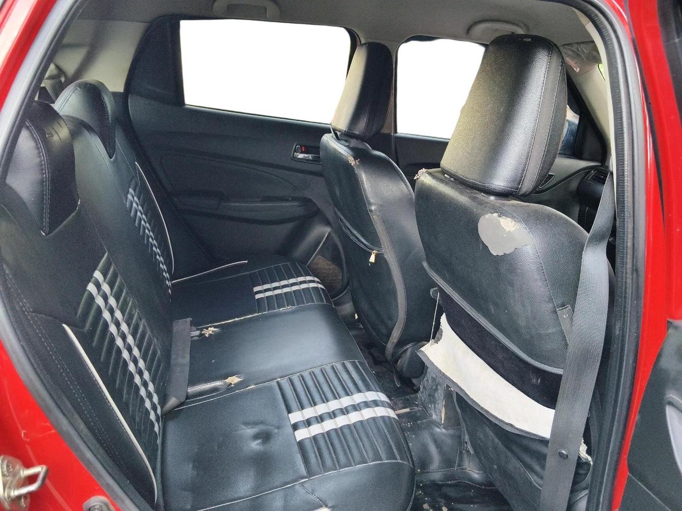 2021 Maruti Swift VXI, Petrol, Manual, 1,15,674 km, interior