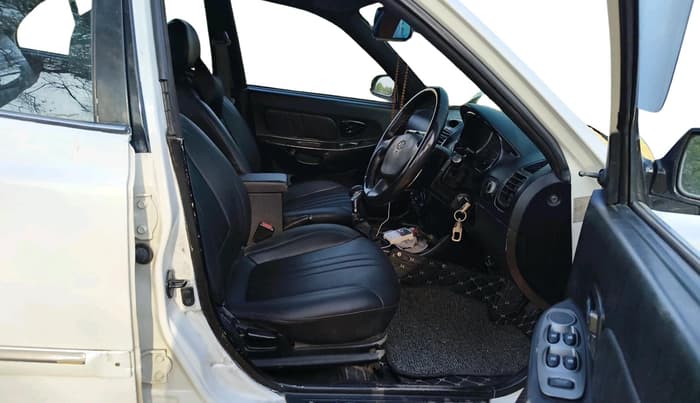 2013 Hyundai Accent GLE, Petrol, Manual, 1,76,994 km, interior