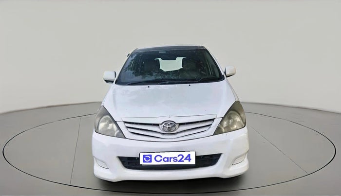 2011 Toyota Innova 2.5 G4 7 STR, Diesel, Manual, 1,32,125 km, exterior