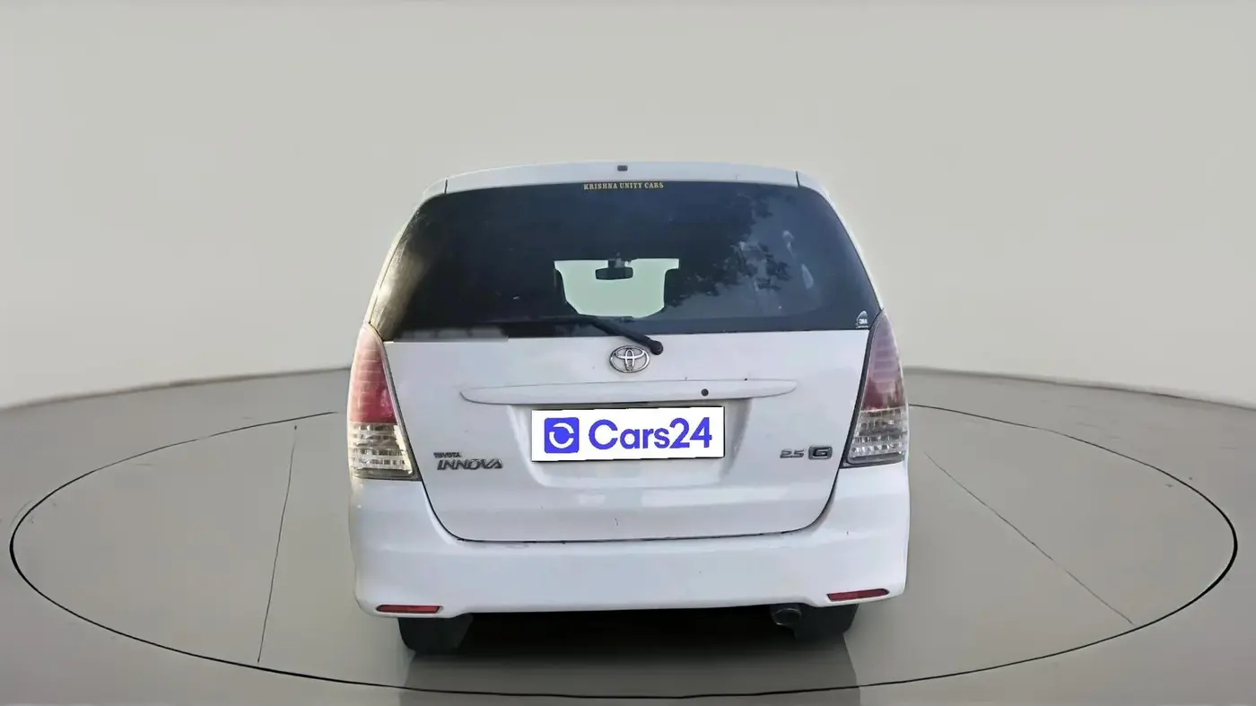 2011 Toyota Innova 2.5 G4 7 STR, Diesel, Manual, 1,32,200 km, exterior
