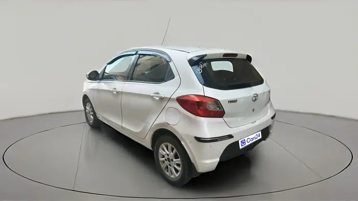 2016 Tata Tiago XZ PETROL, Petrol, Manual, 1,60,368 km, exterior