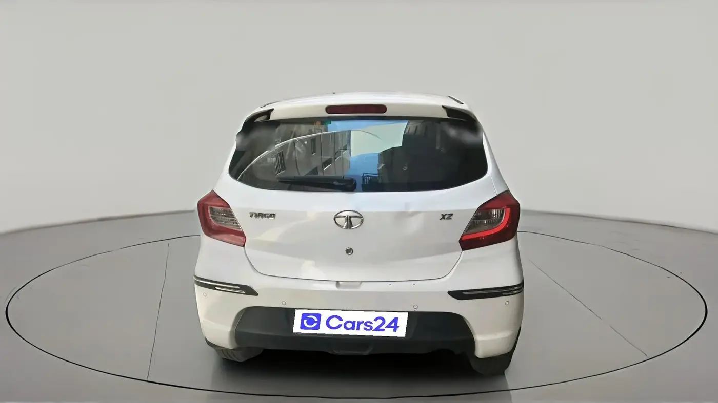 2016 Tata Tiago XZ PETROL, Petrol, Manual, 1,60,368 km, exterior
