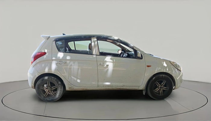 2010 Hyundai i20 MAGNA 1.2, CNG, Manual, 1,66,314 km, exterior
