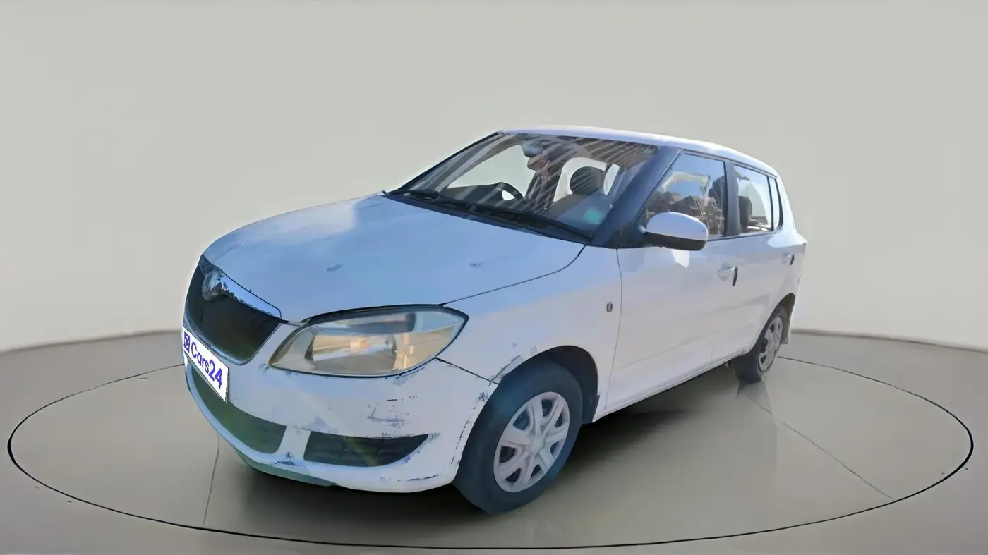 2011 Skoda Fabia ACTIVE 1.2 MPI, Petrol, Manual, 1,12,234 km, exterior