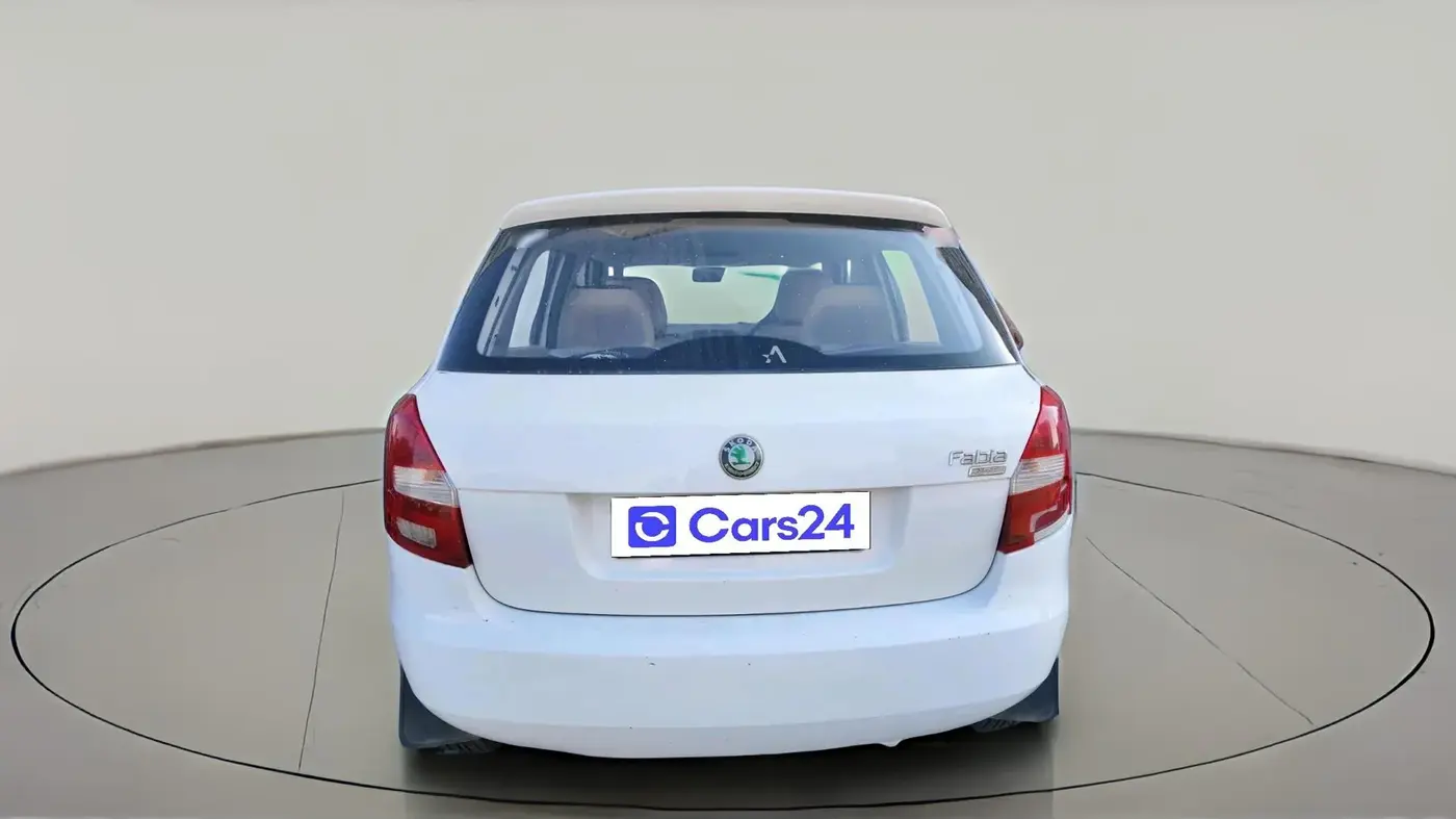 2011 Skoda Fabia ACTIVE 1.2 MPI, Petrol, Manual, 1,12,234 km, exterior