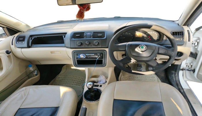 2011 Skoda Fabia ACTIVE 1.2 MPI, Petrol, Manual, 1,12,234 km, interior