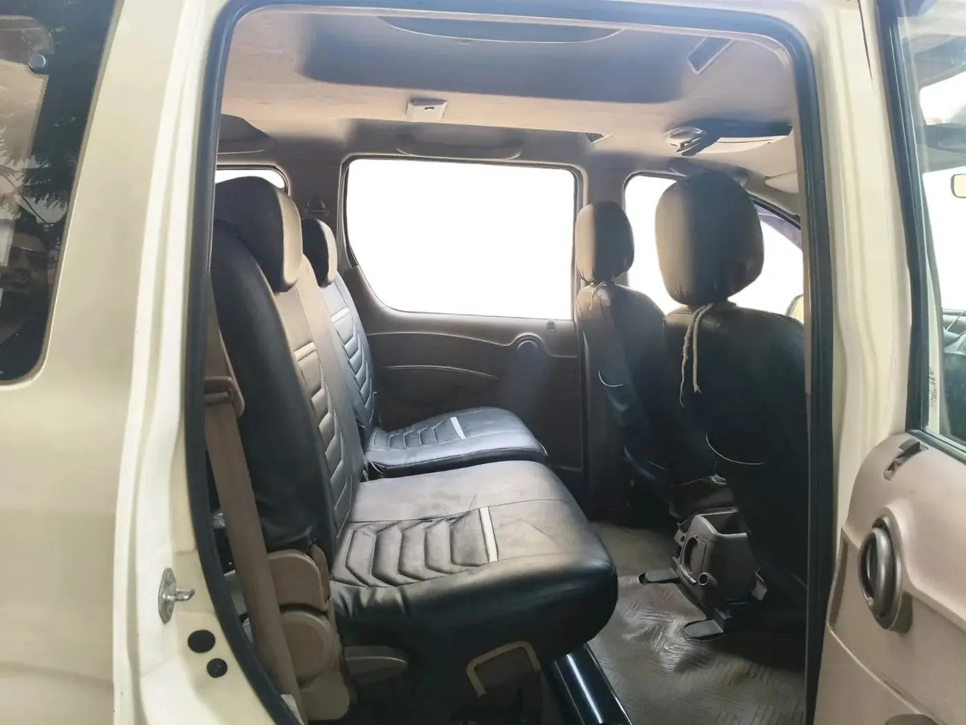2012 Mahindra Xylo D4, Diesel, Manual, 1,34,867 km, interior