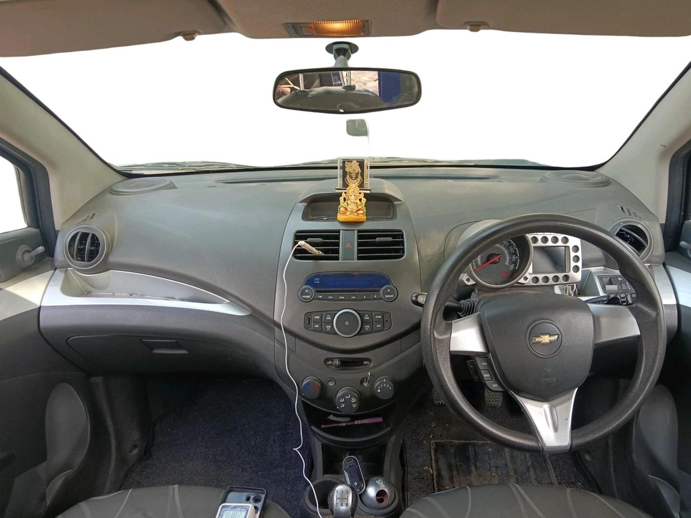 2016 Chevrolet Beat LT PETROL, Petrol, Manual, 1,23,456 km, interior