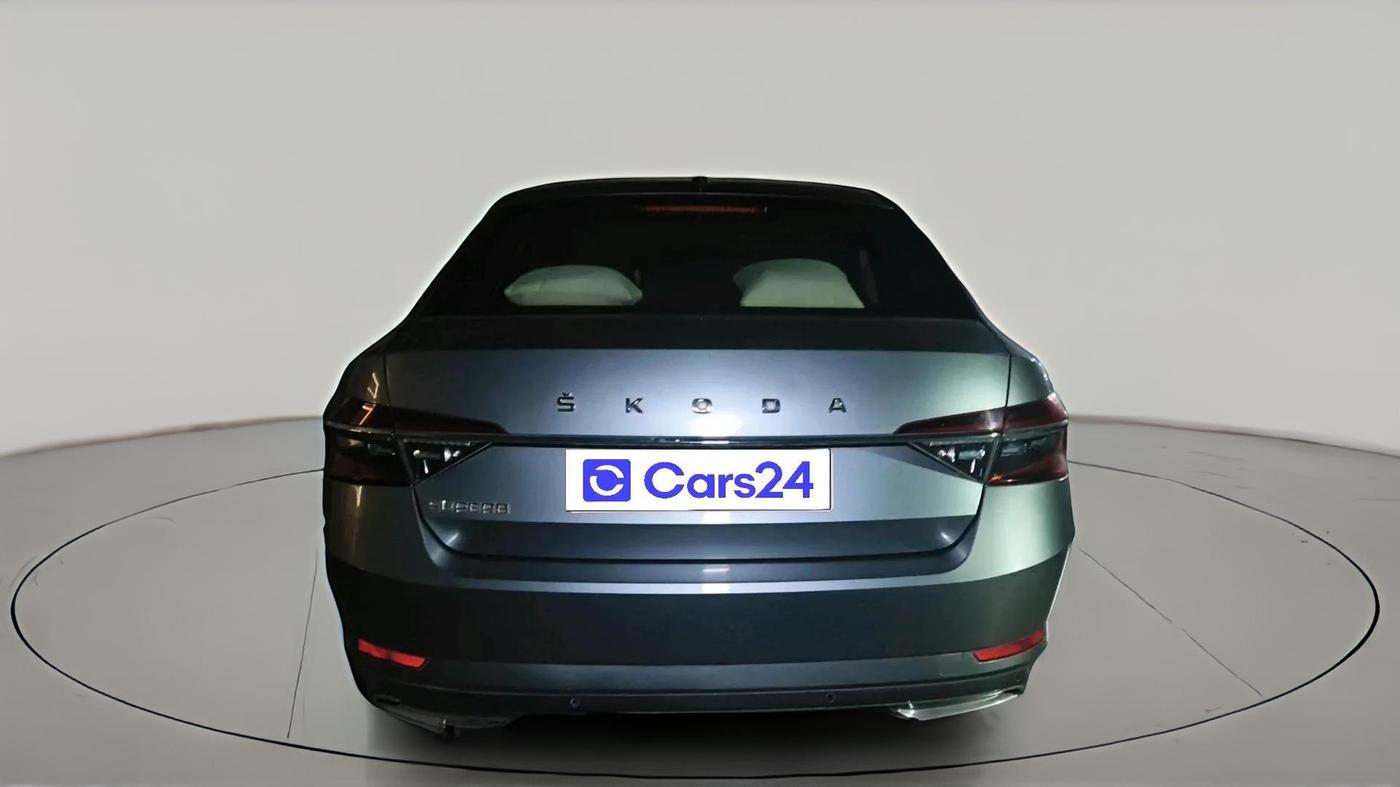 2020 Skoda Superb L&K 2.0 TSI AT, Petrol, Automatic, 83,927 km, exterior