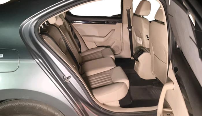 2020 Skoda Superb L&K 2.0 TSI AT, Petrol, Automatic, 83,927 km, interior