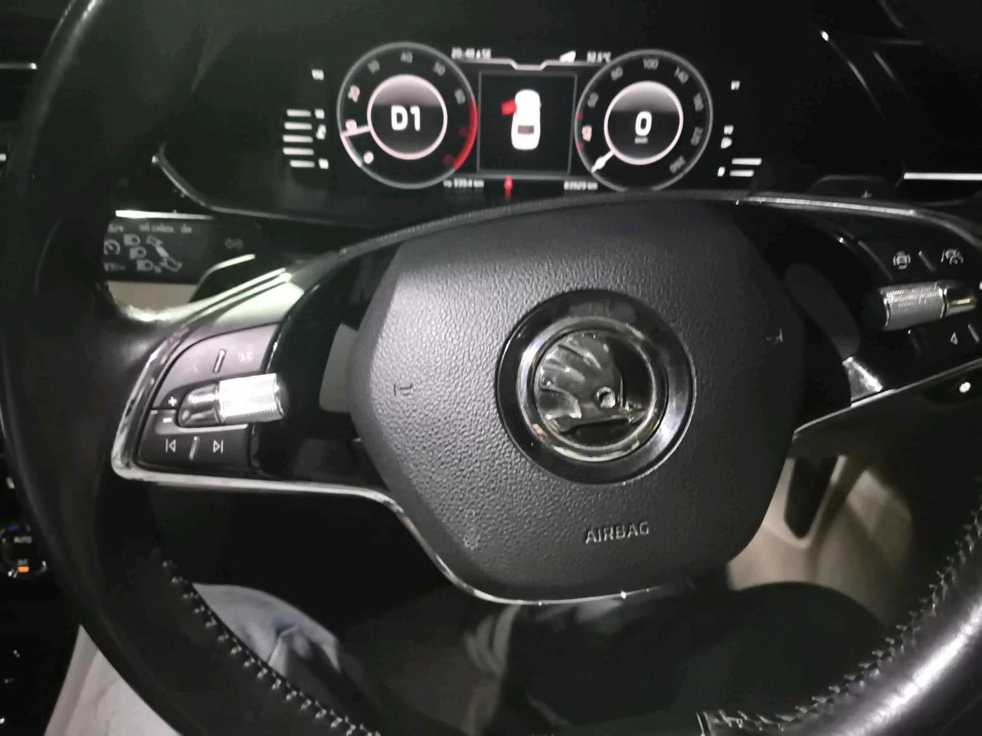 2020 Skoda Superb L&K 2.0 TSI AT, Petrol, Automatic, 83,927 km, interior