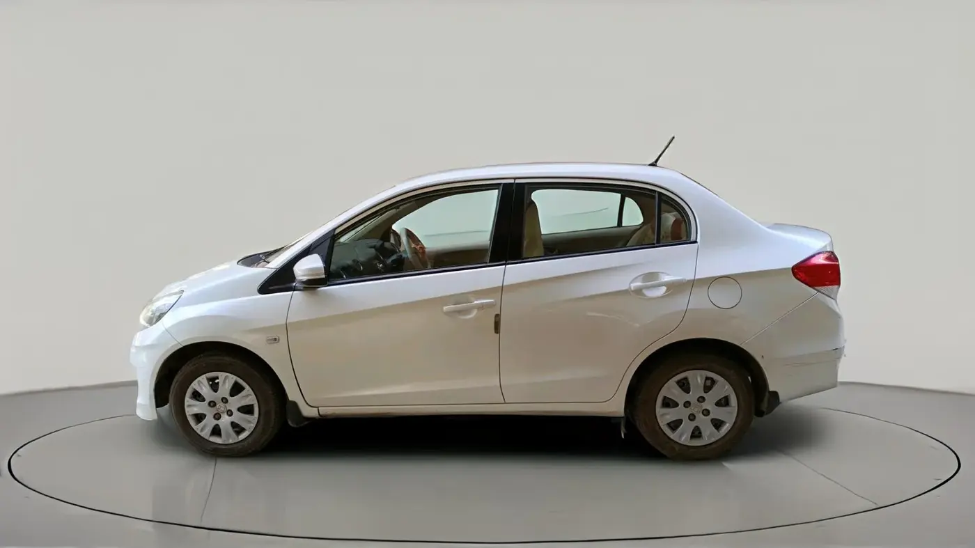 2015 Honda Amaze 1.2L I-VTEC S, Petrol, Manual, 53,000 km, exterior
