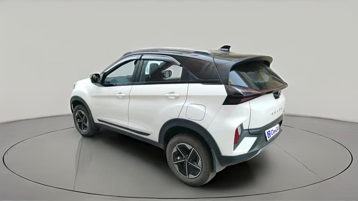 2023 Tata NEXON FEARLESS + SUNROOF DCA DUAL TONE 1.2 PETROL, Petrol, Automatic, 19,209 km, exterior