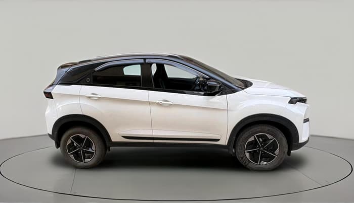 2023 Tata NEXON FEARLESS + SUNROOF DCA DUAL TONE 1.2 PETROL, Petrol, Automatic, 19,209 km, exterior