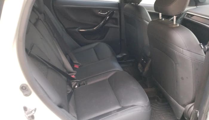 2023 Tata NEXON FEARLESS + SUNROOF DCA DUAL TONE 1.2 PETROL, Petrol, Automatic, 19,209 km, interior
