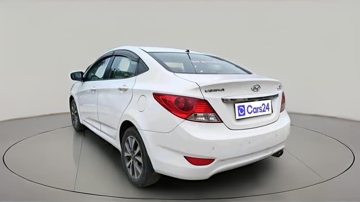 2013 Hyundai Verna FLUIDIC 1.6 CRDI SX, Diesel, Manual, 1,10,240 km, exterior