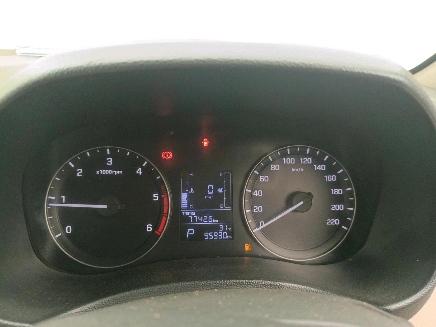 2015 Hyundai Creta SX PLUS AT 1.6 DIESEL, Diesel, Automatic, 95,930 km, interior