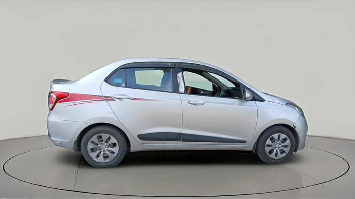 2016 Hyundai Xcent S  1.1 CRDI SPECIAL EDITION, Diesel, Manual, 1,84,344 km, exterior