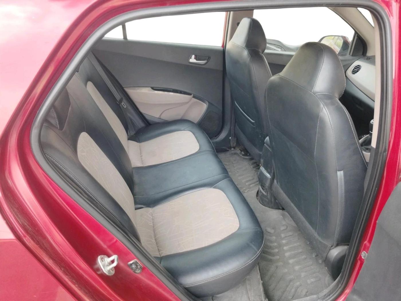 2017 Hyundai Grand i10 SPORTZ 1.2 KAPPA VTVT, Petrol, Manual, 32,825 km, interior