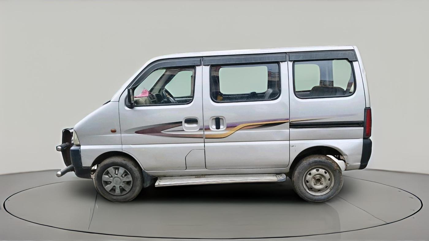 2012 Maruti Eeco 7 STR, CNG, Manual, 81,186 km, exterior