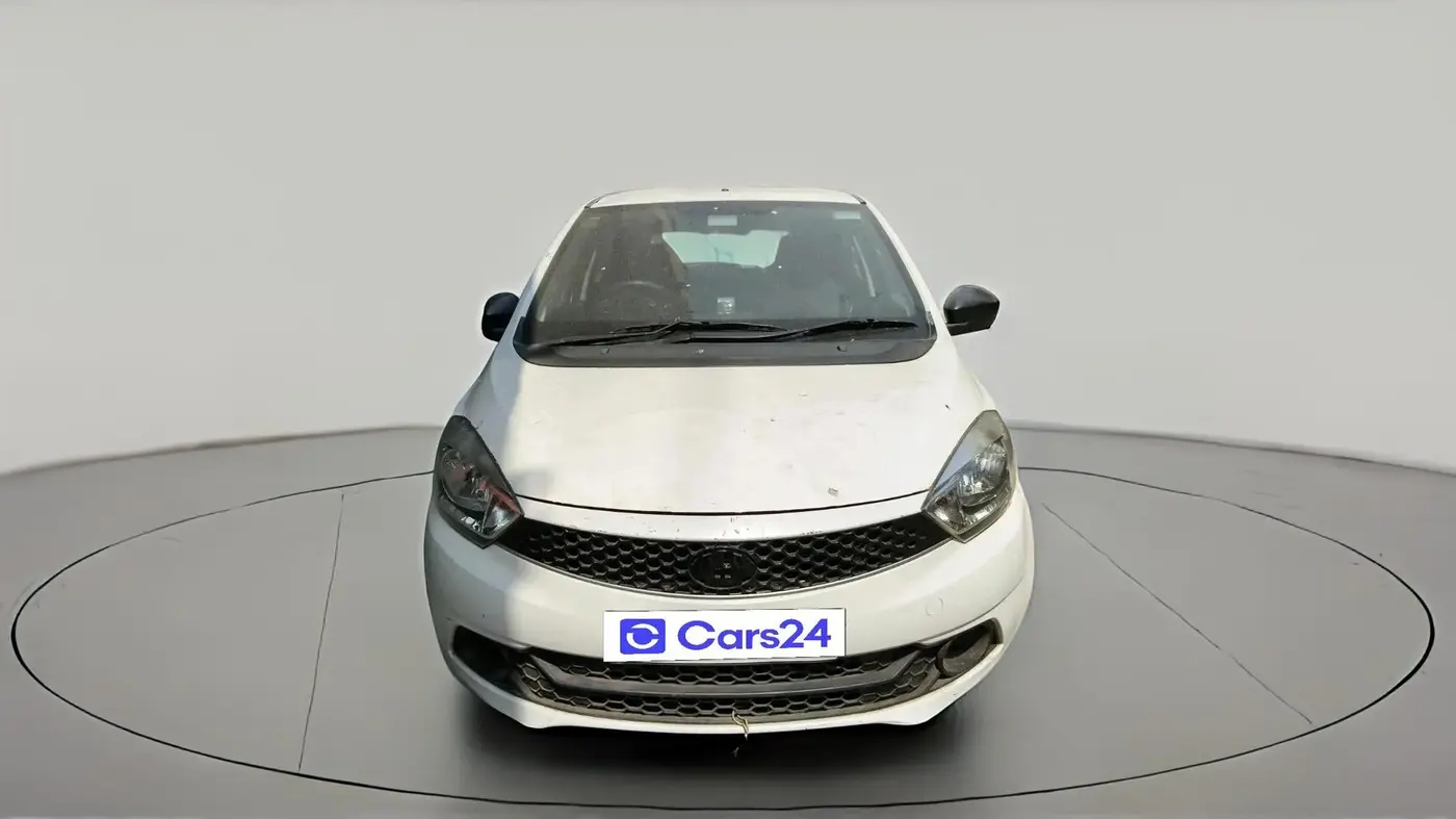 2016 Tata Tiago XE PETROL, Petrol, Manual, 13,353 km, exterior
