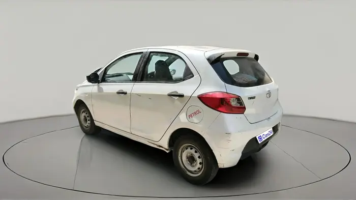 2016 Tata Tiago XE PETROL, Petrol, Manual, 13,353 km, exterior