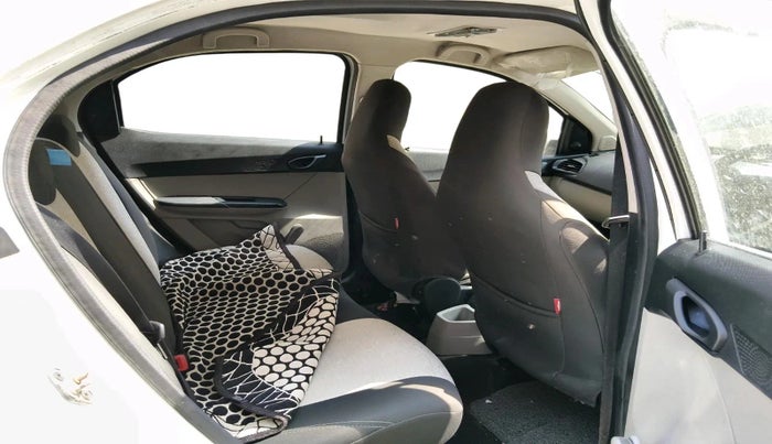2016 Tata Tiago XE PETROL, Petrol, Manual, 13,353 km, interior