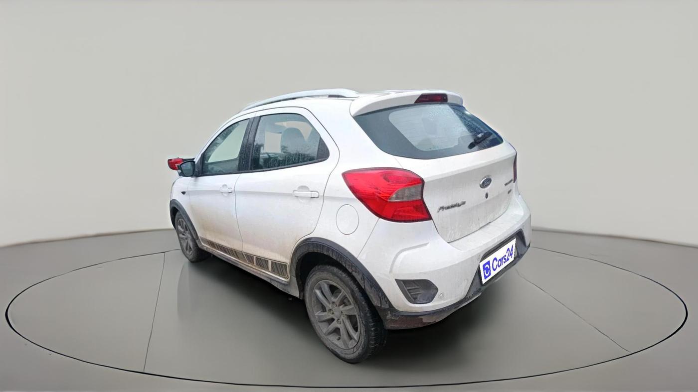 2018 Ford FREESTYLE TITANIUM 1.5 DIESEL, Diesel, Manual, 1,72,180 km, exterior