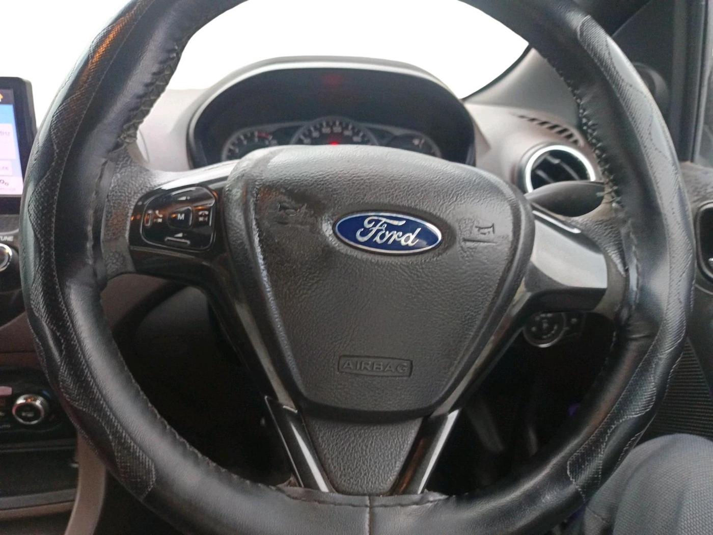 2018 Ford FREESTYLE TITANIUM 1.5 DIESEL, Diesel, Manual, 1,72,180 km, interior