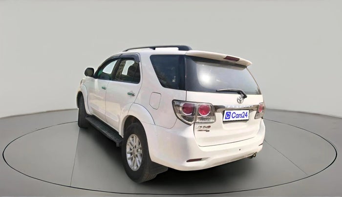 2012 Toyota Fortuner 3.0 4X4 MT, Diesel, Manual, 4,00,000 km, exterior
